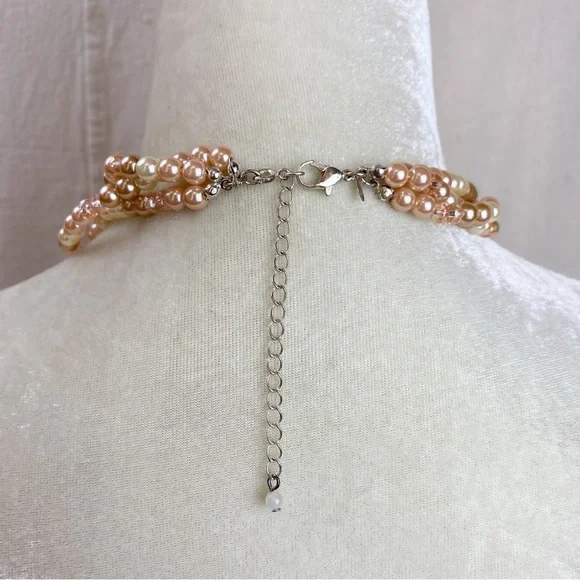 Three strand pink faux Pearl Necklace and Bracelet set - Picture 4 of 5